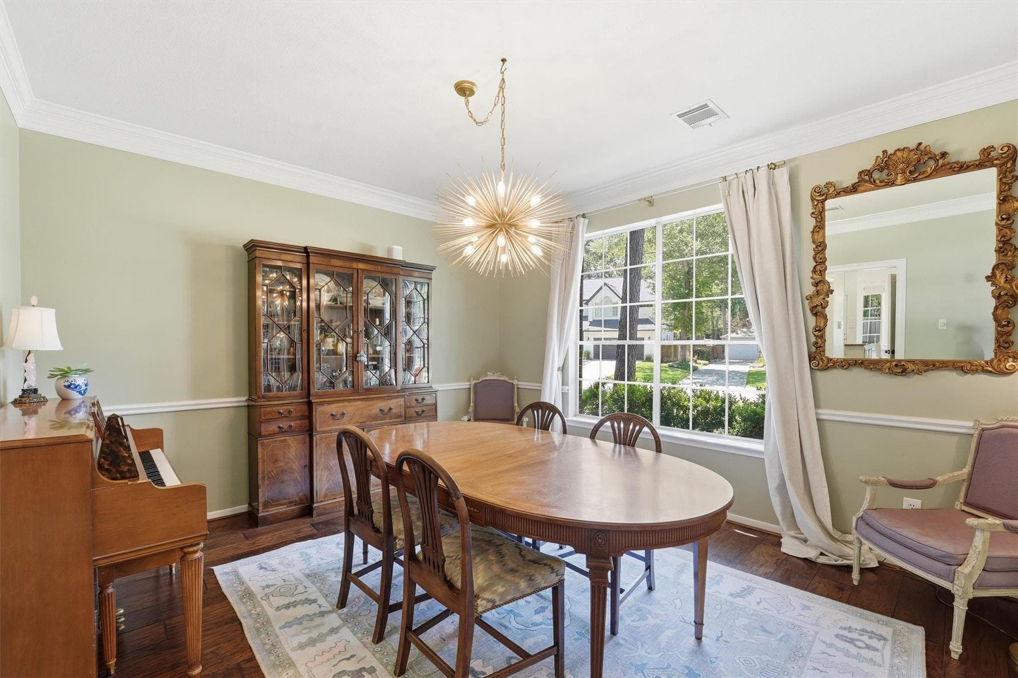 Gallery image 4
