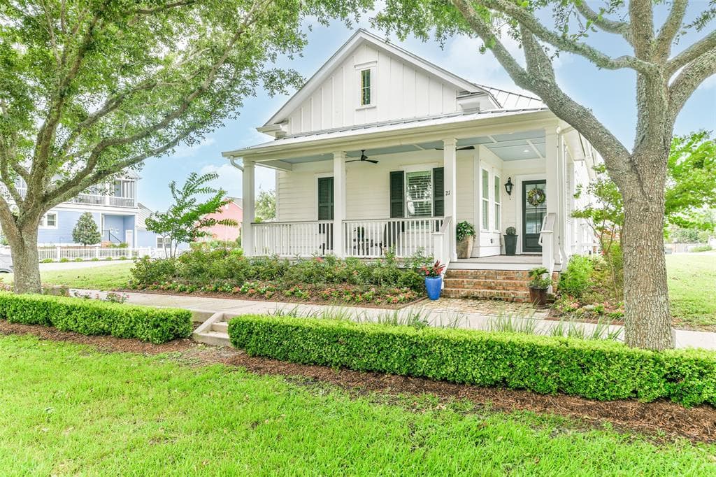 21 Porch St