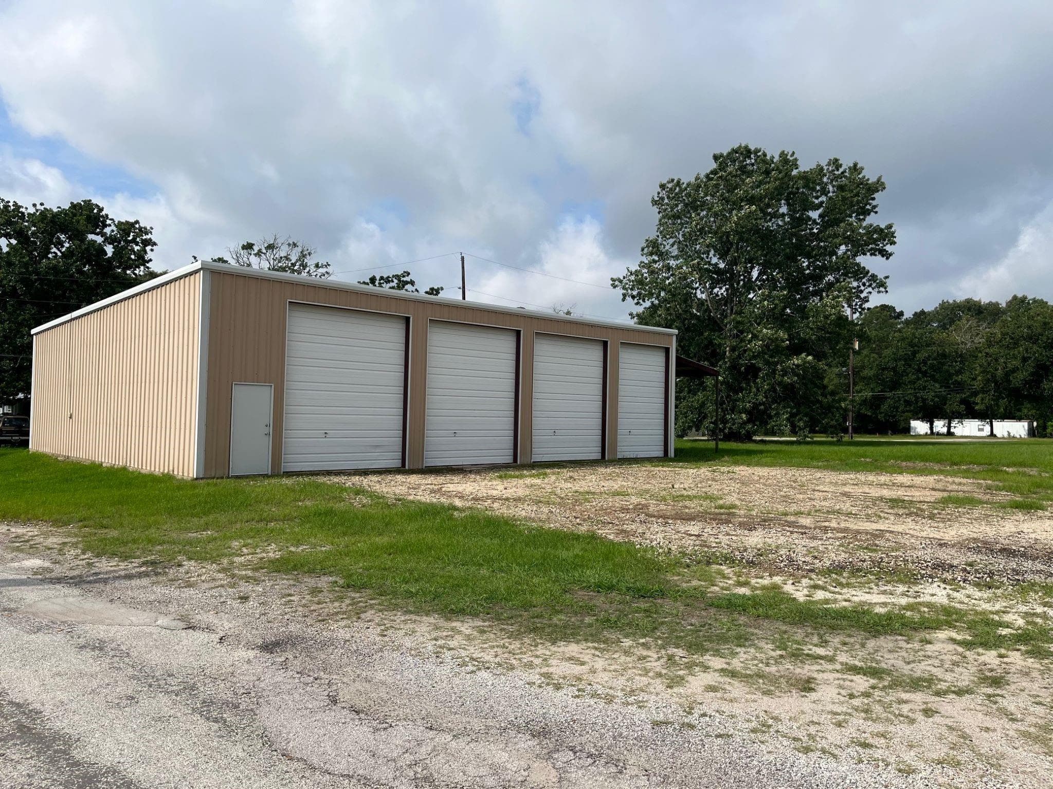 120 Davis Dr
