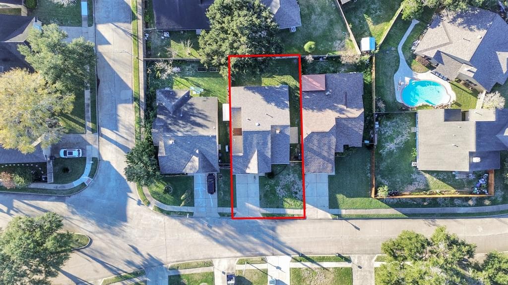 2230 Highland Hills Dr
