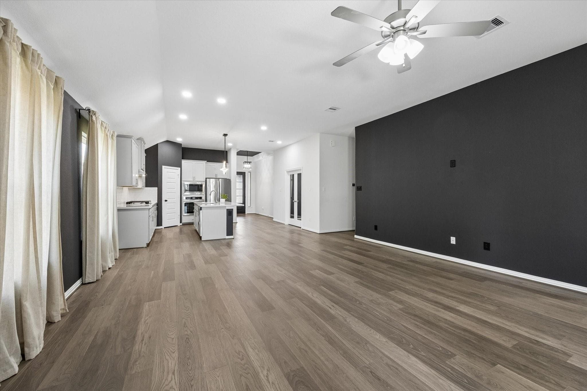 Gallery image 3