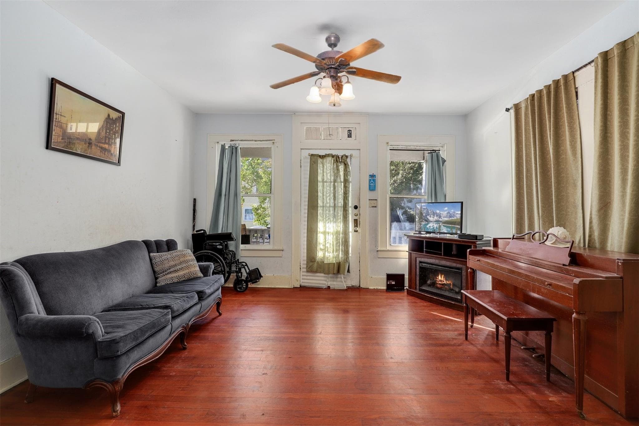 Gallery image 4