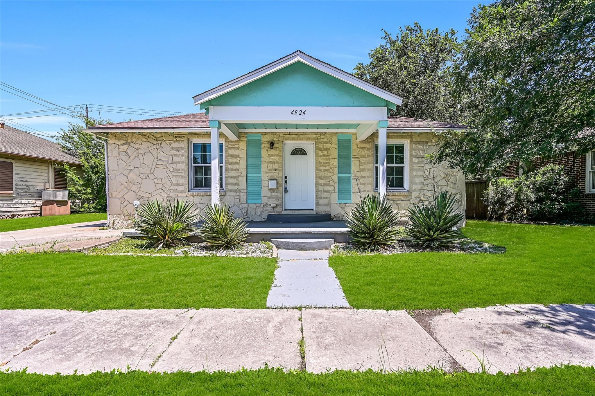 4924 Austin Dr