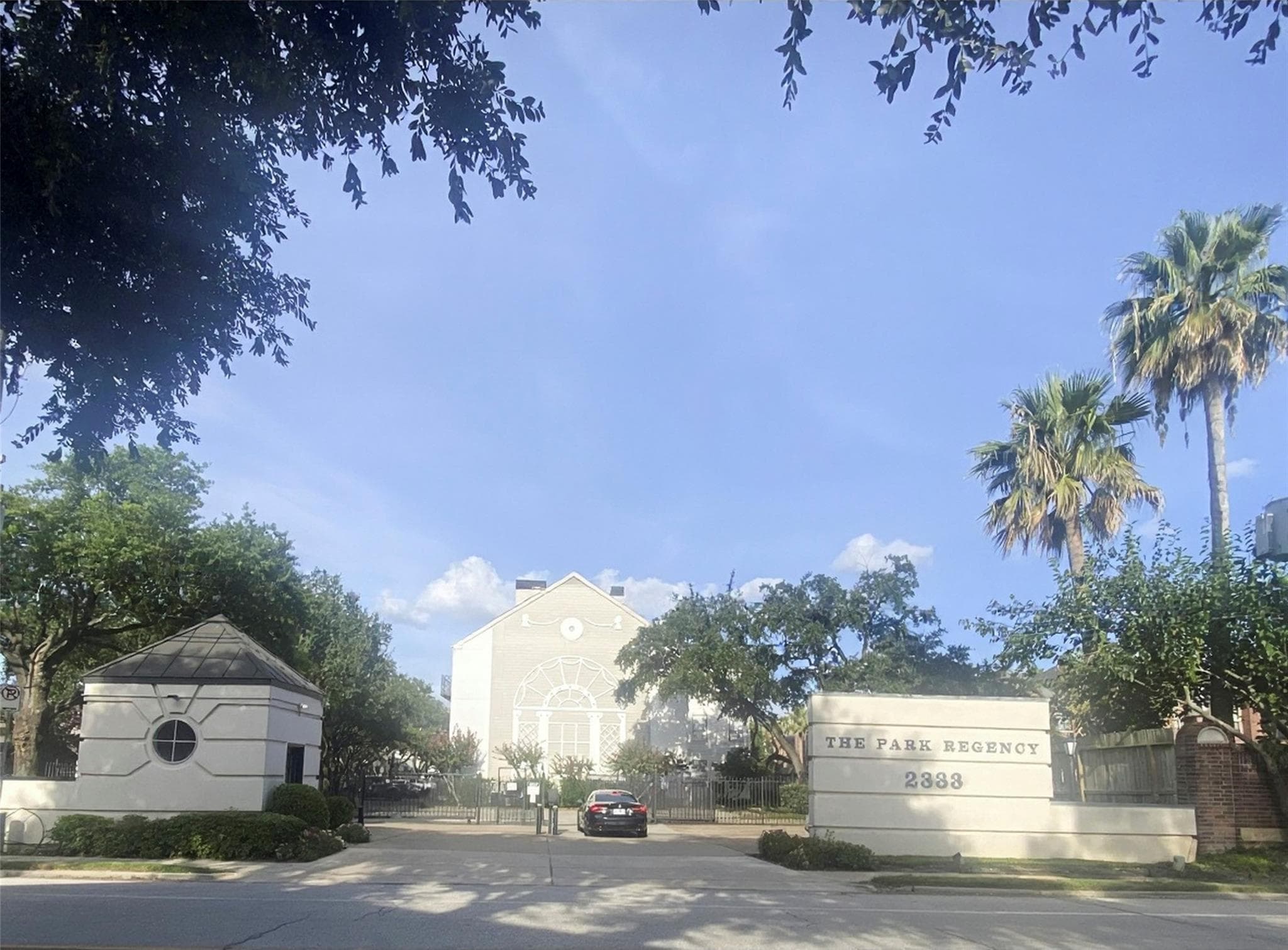 2333 Bering Dr Apt 116