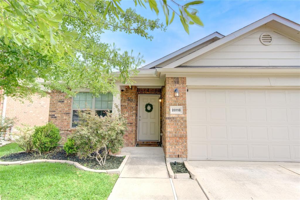 20118 Linden Spruce Ln