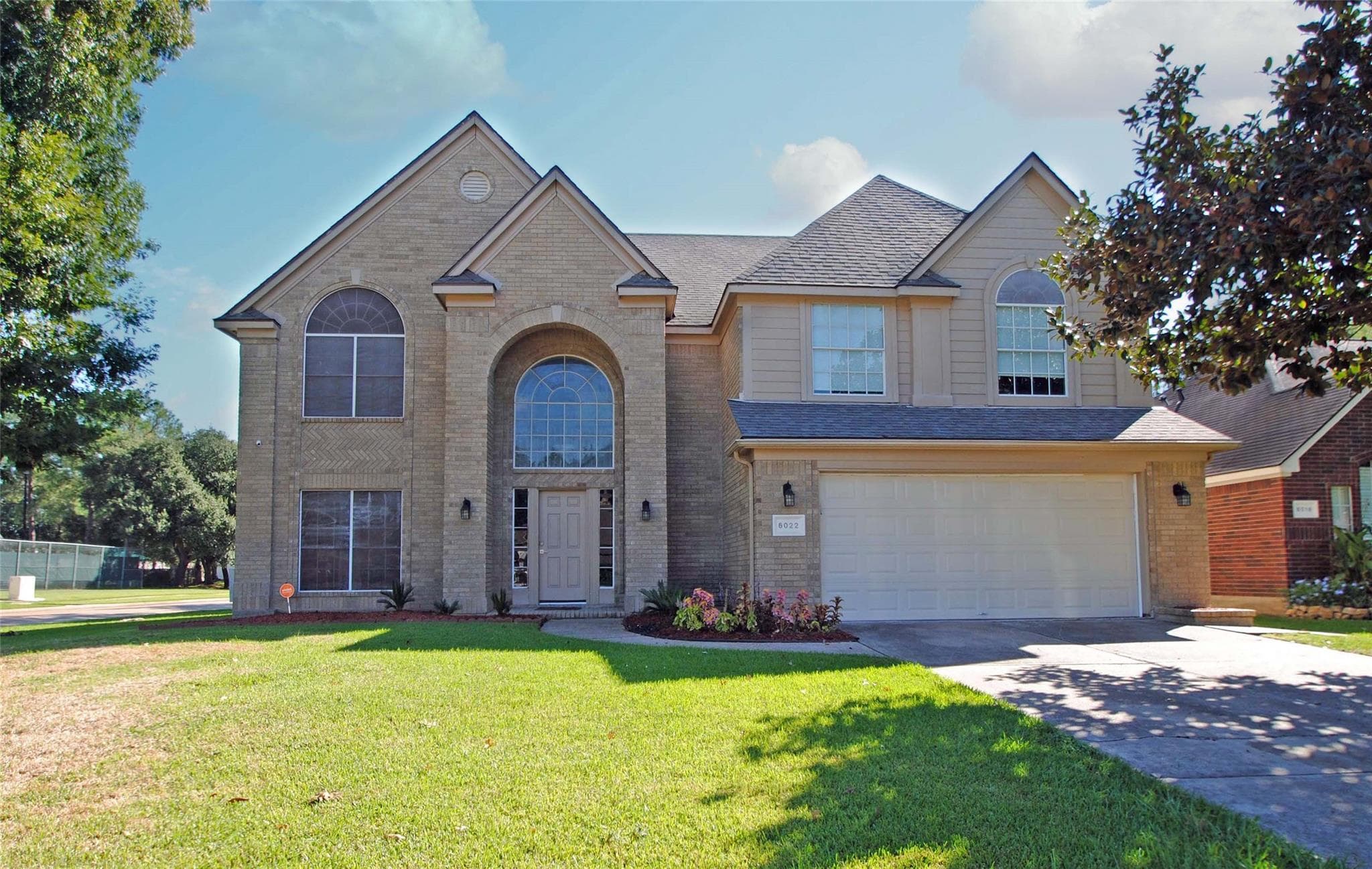 6022 S Trafalgar Ct