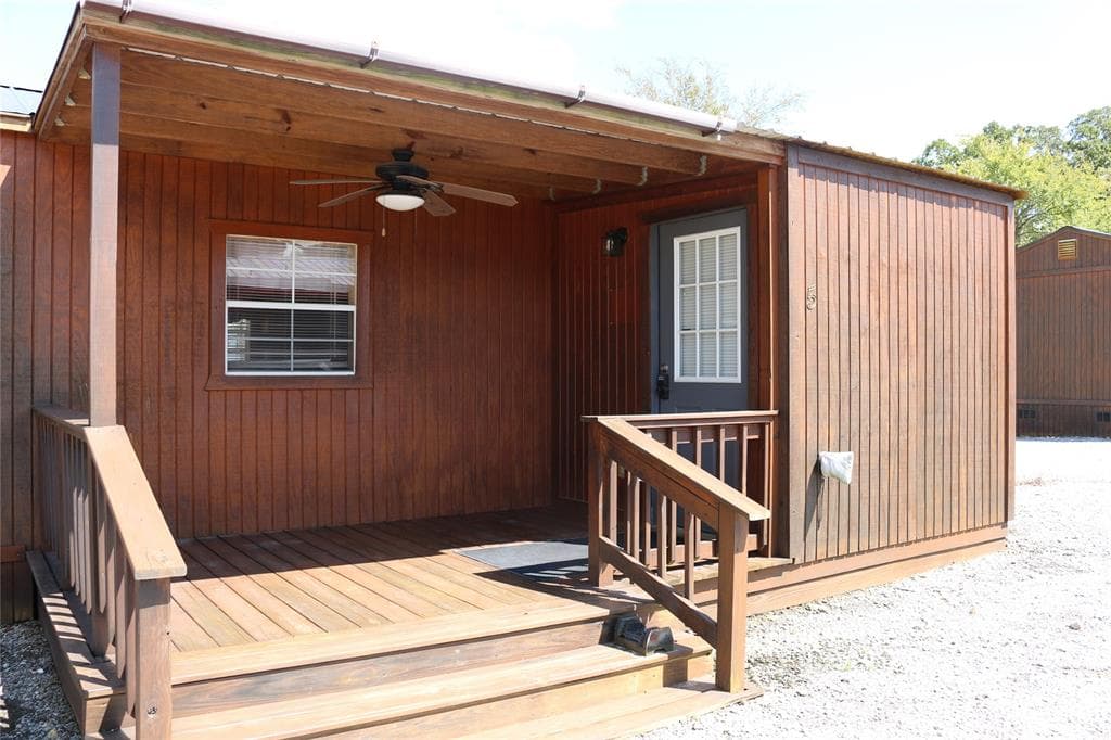 3525 Highway 21 E