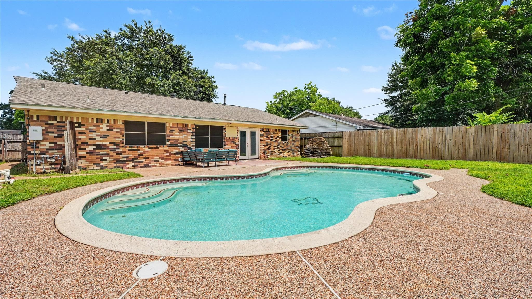 Main property image
