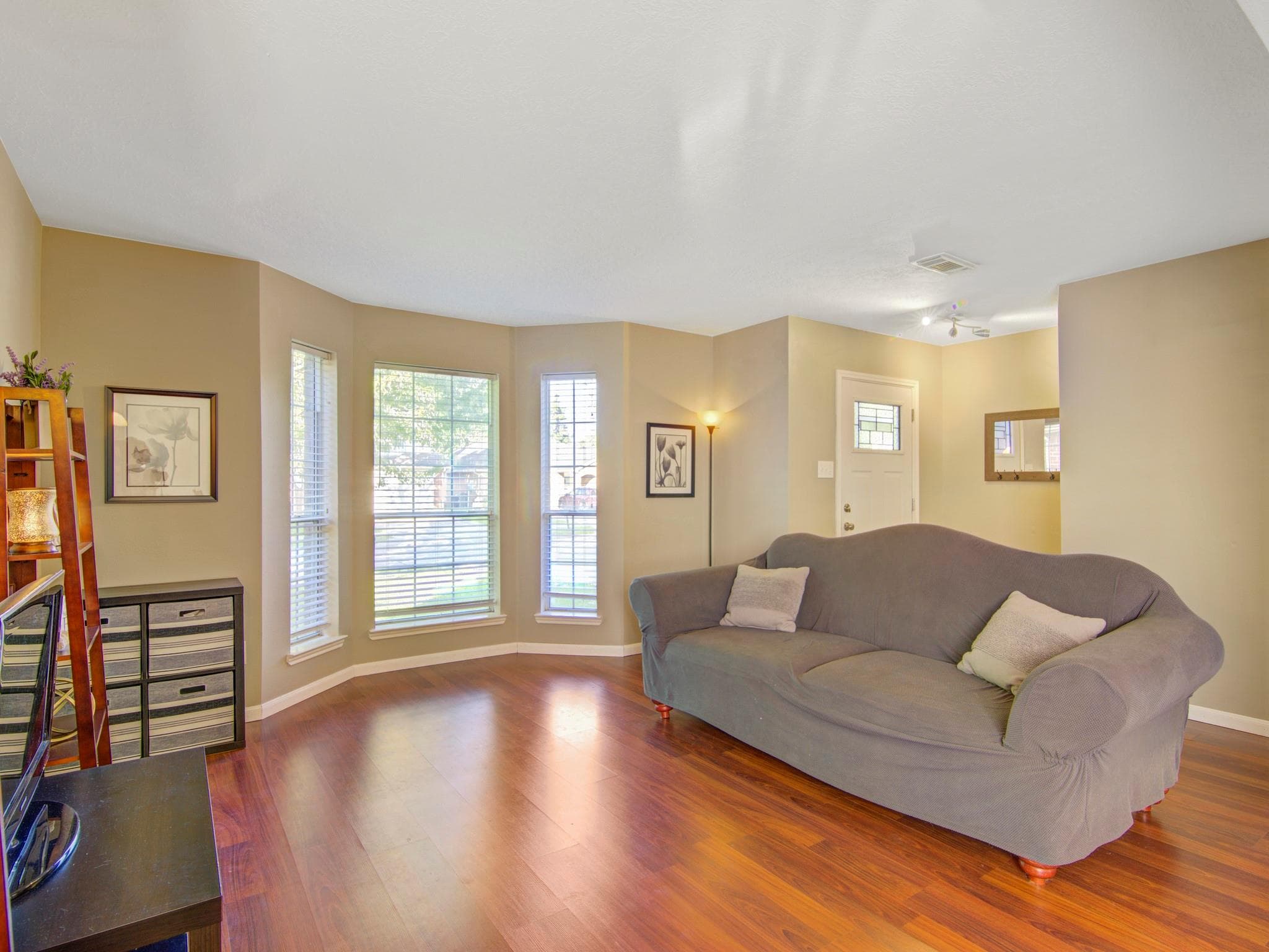 Gallery image 4