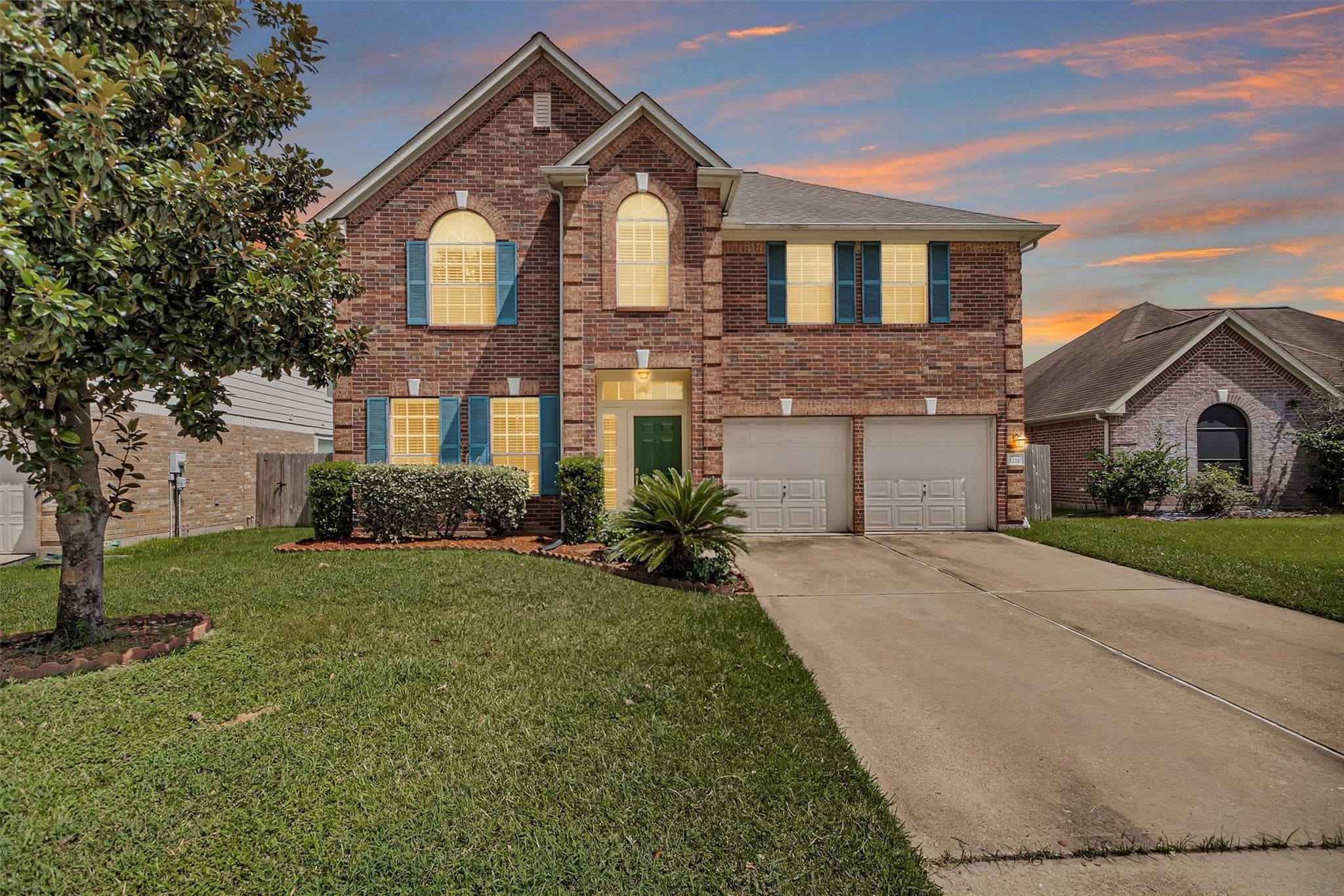 12210 Rolbury Ln