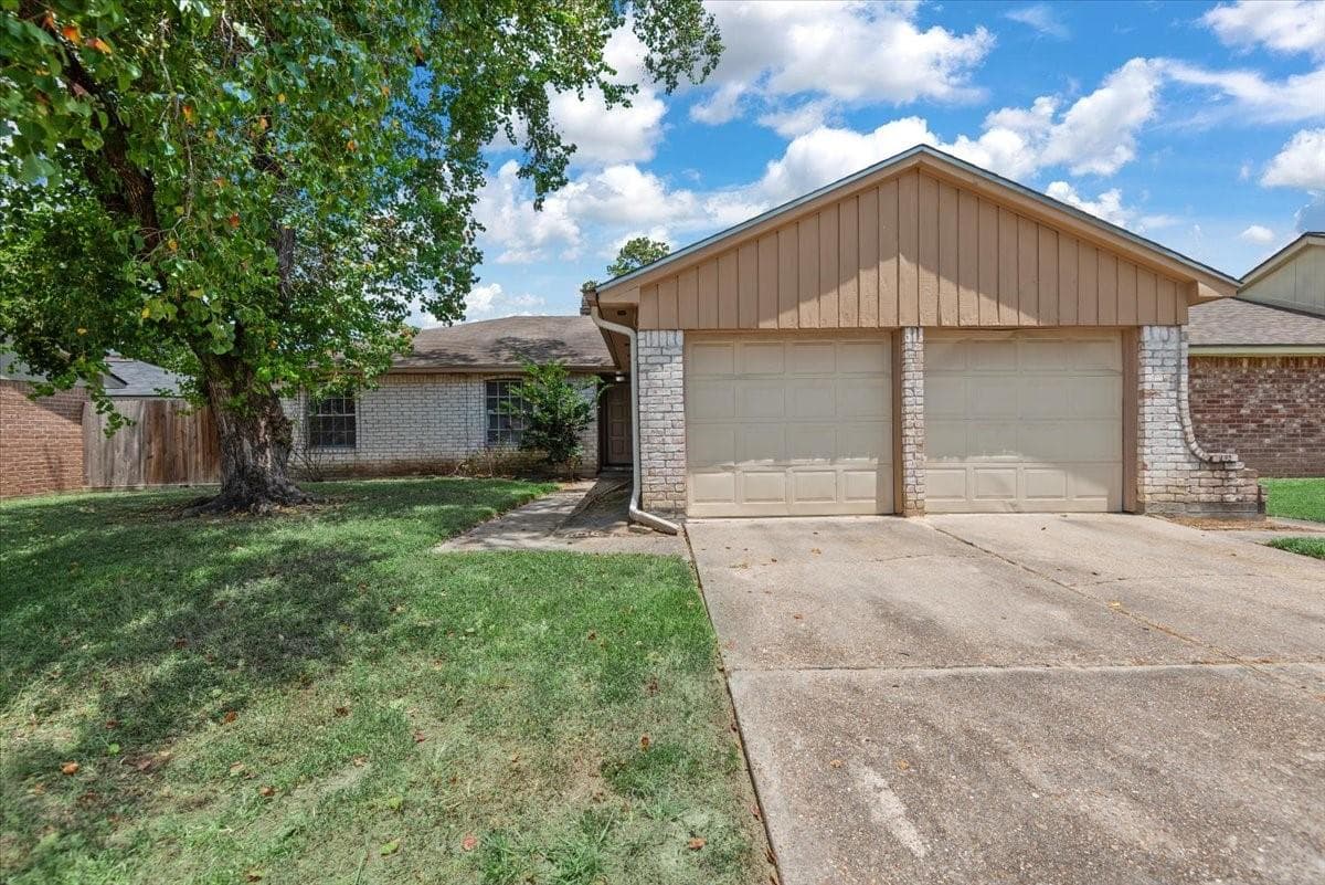23114 Tree Bright Ln