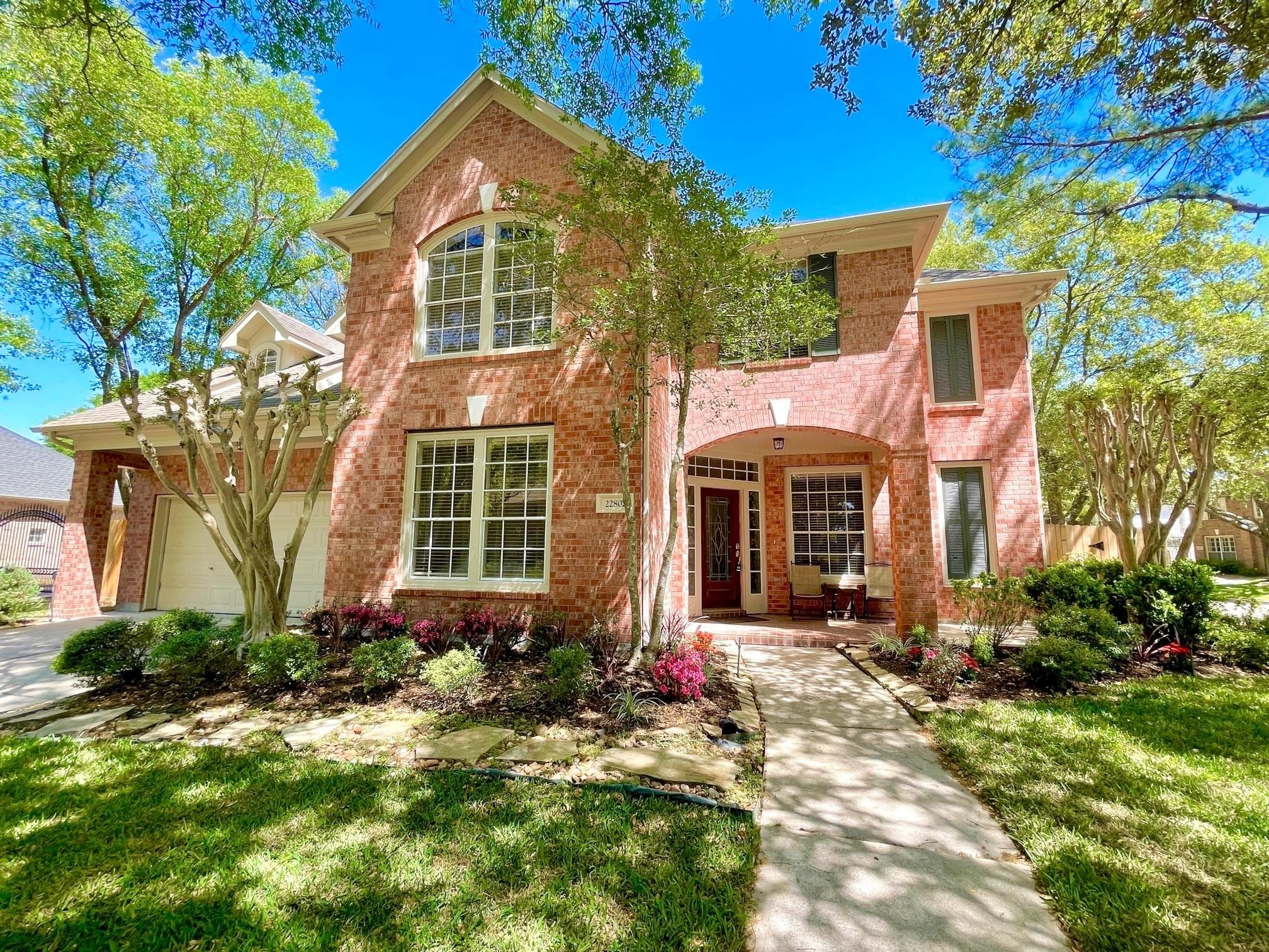22802 Whitewater Creek Cir