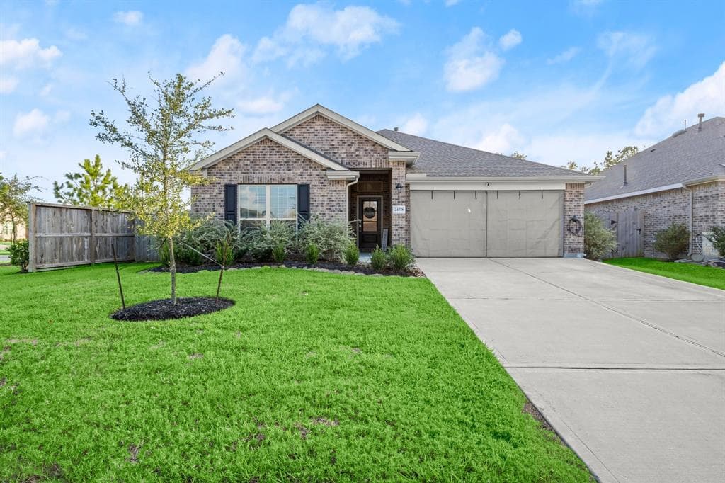 24078 Hawthorn Lakes Dr