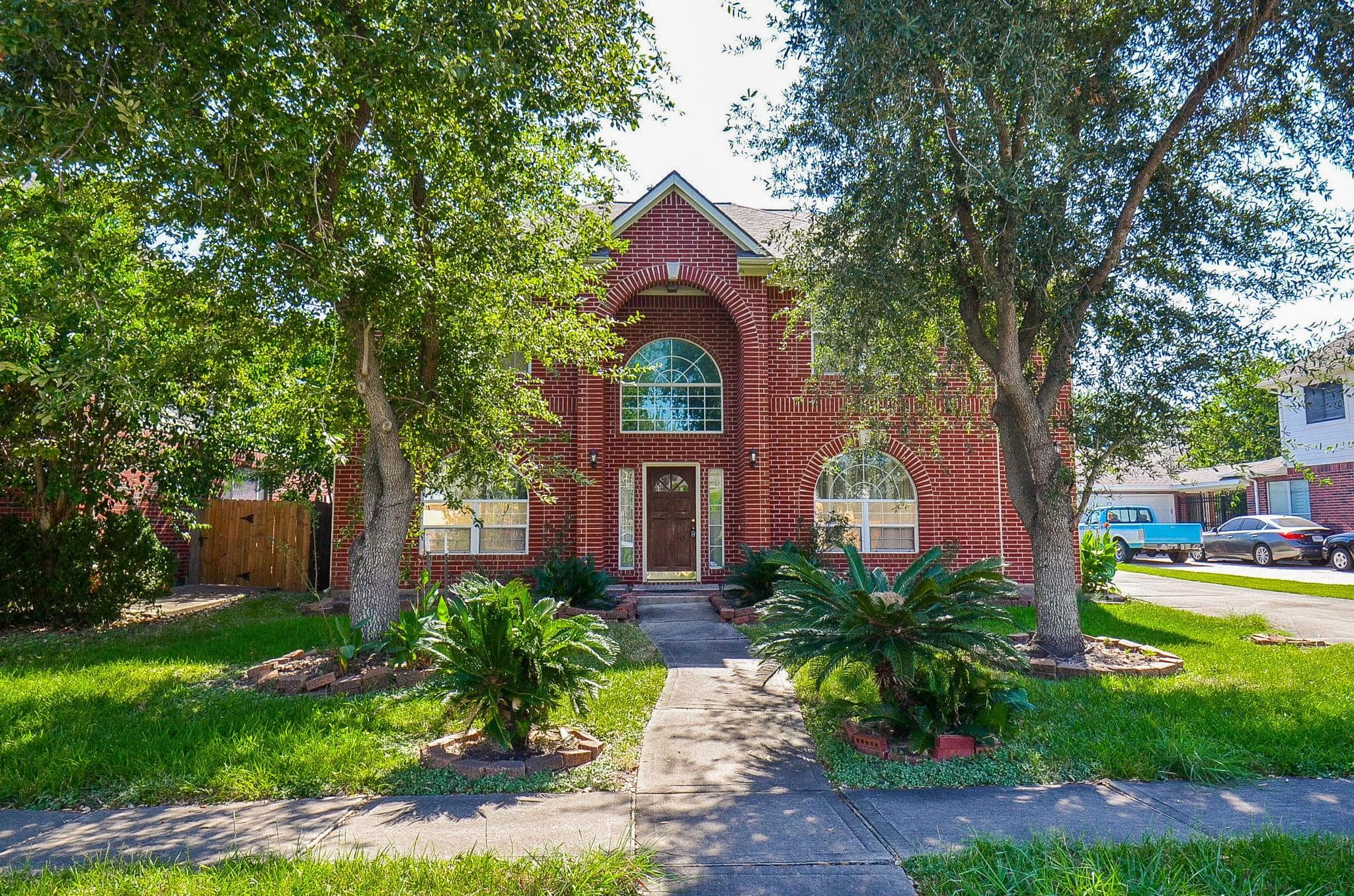 Main property image