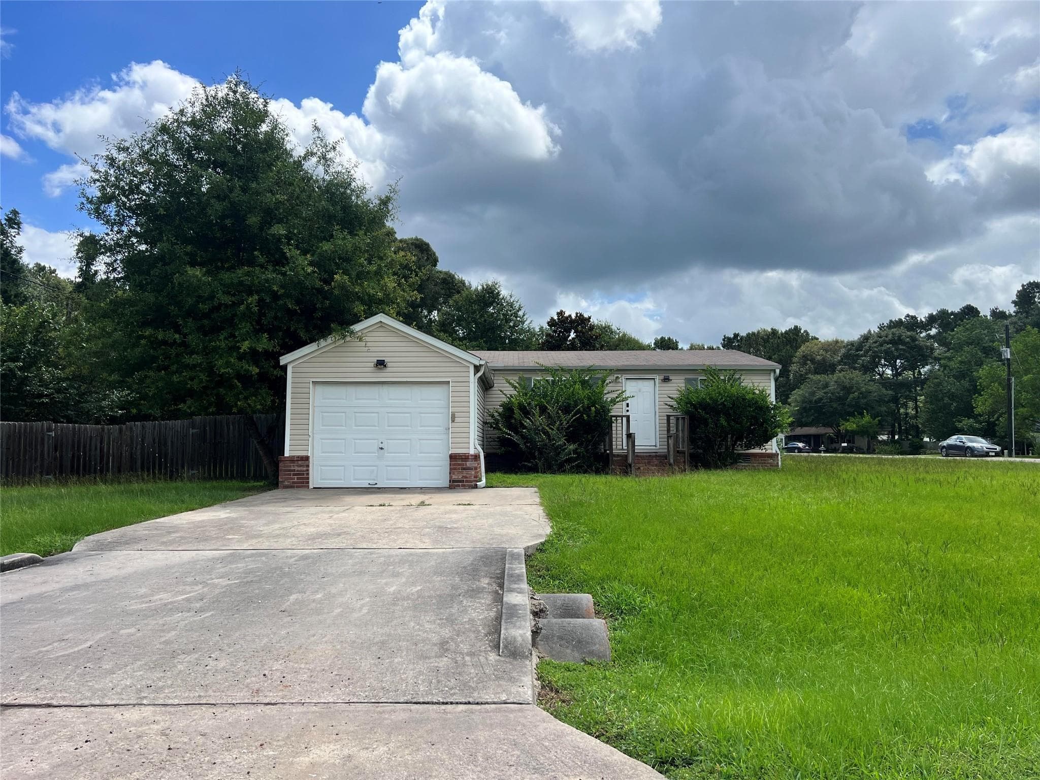 16197 Western Echo Rd