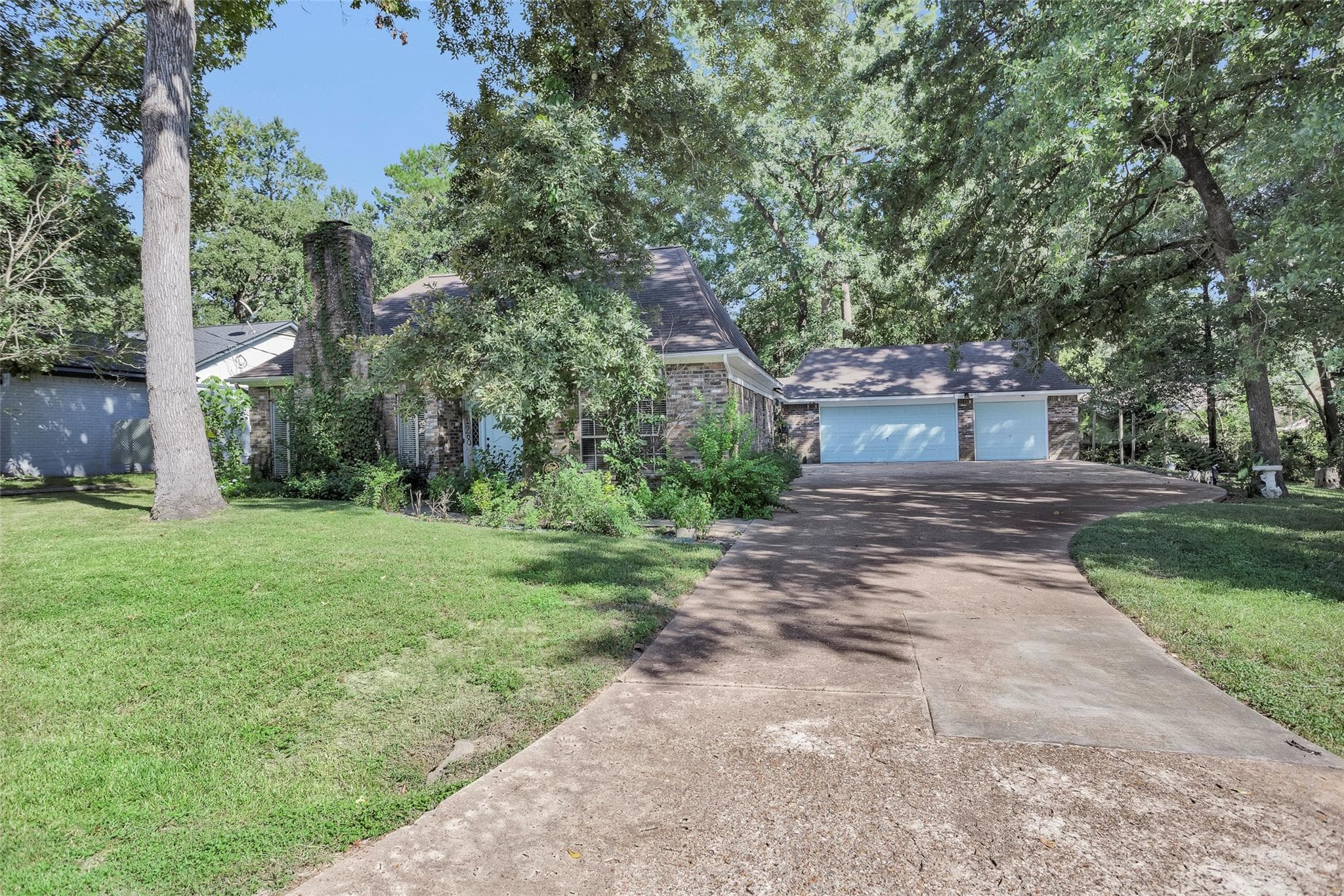 128 La Quinta Dr