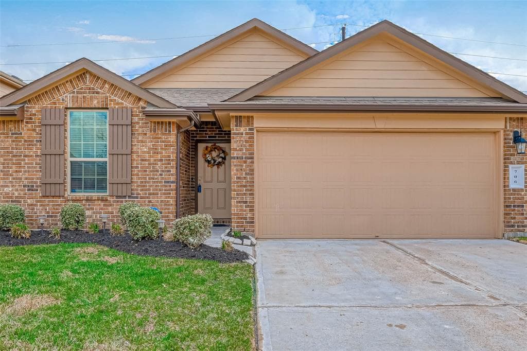 706 Autumn Flats Way Fl Ats