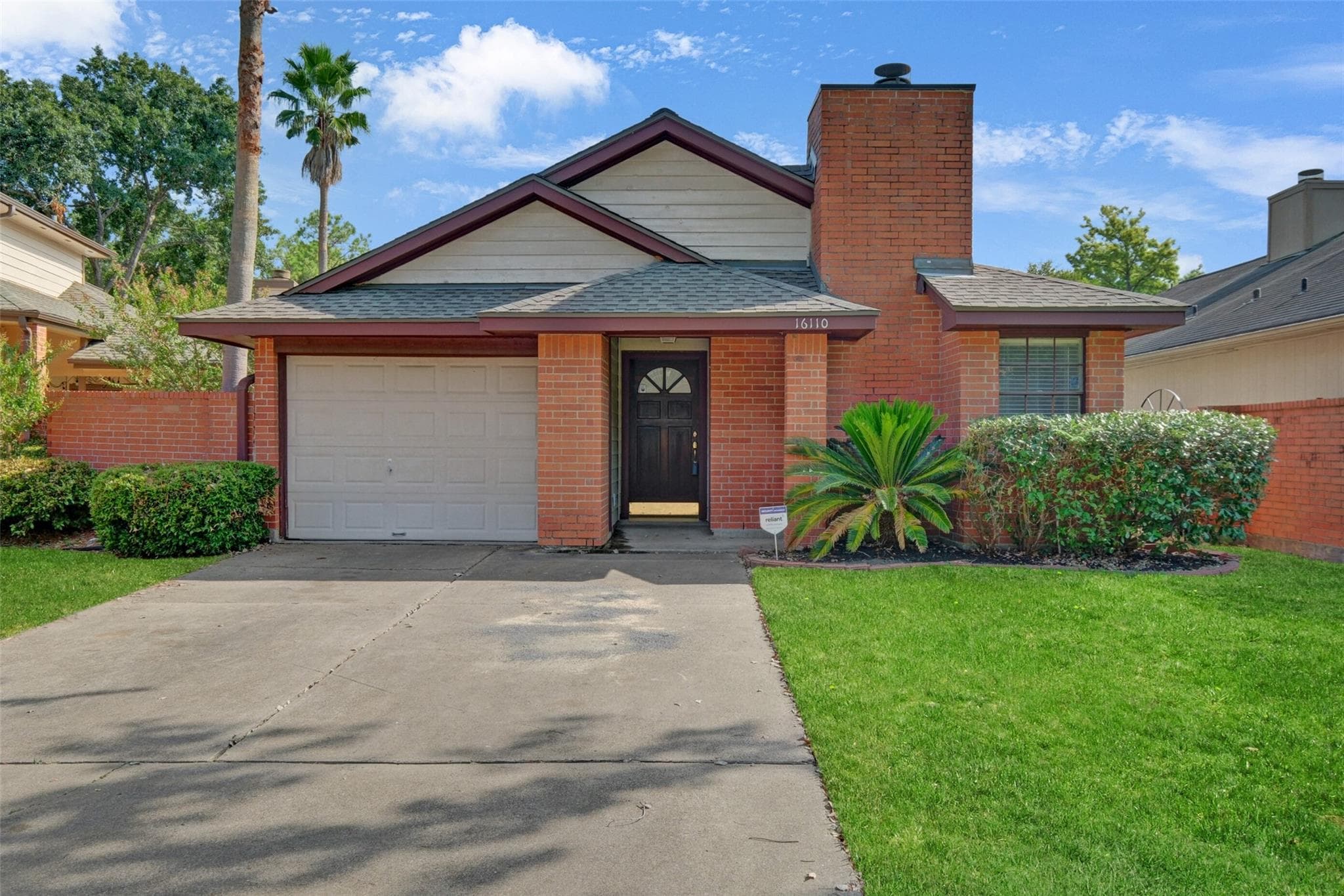 16110 Springbank Dr