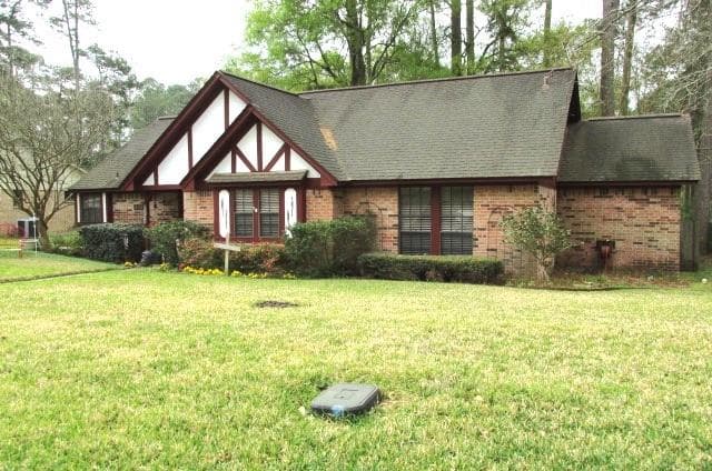 3328 Thornwood Way