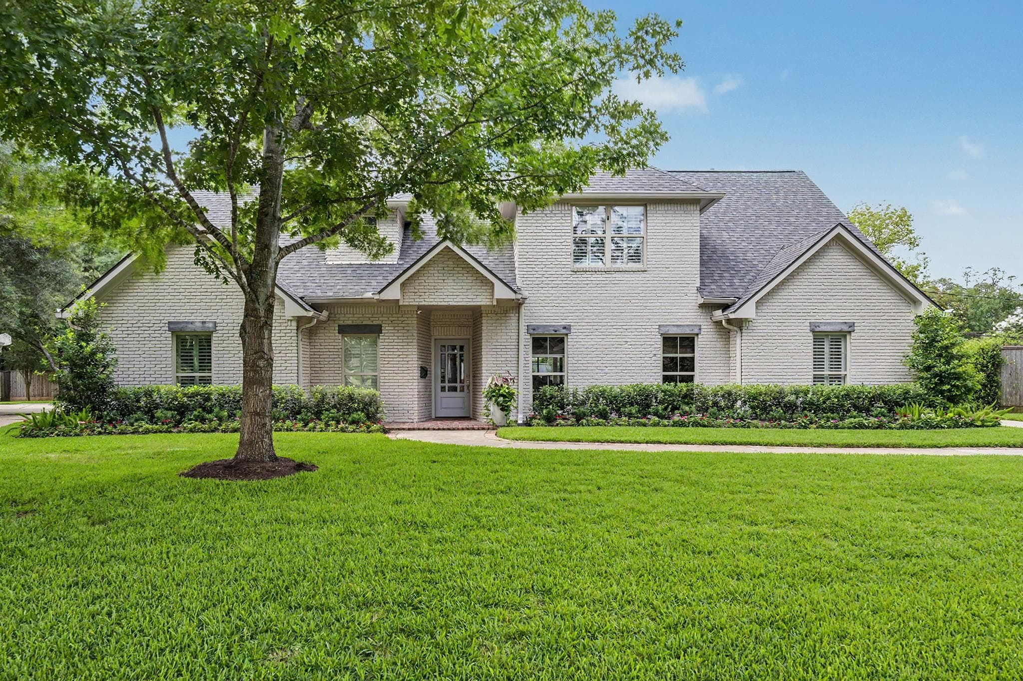 12115 Beauregard Dr