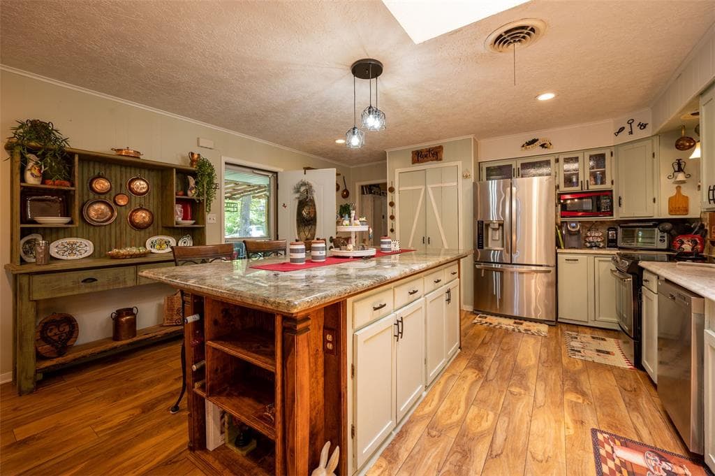 163 Private Road 8776
