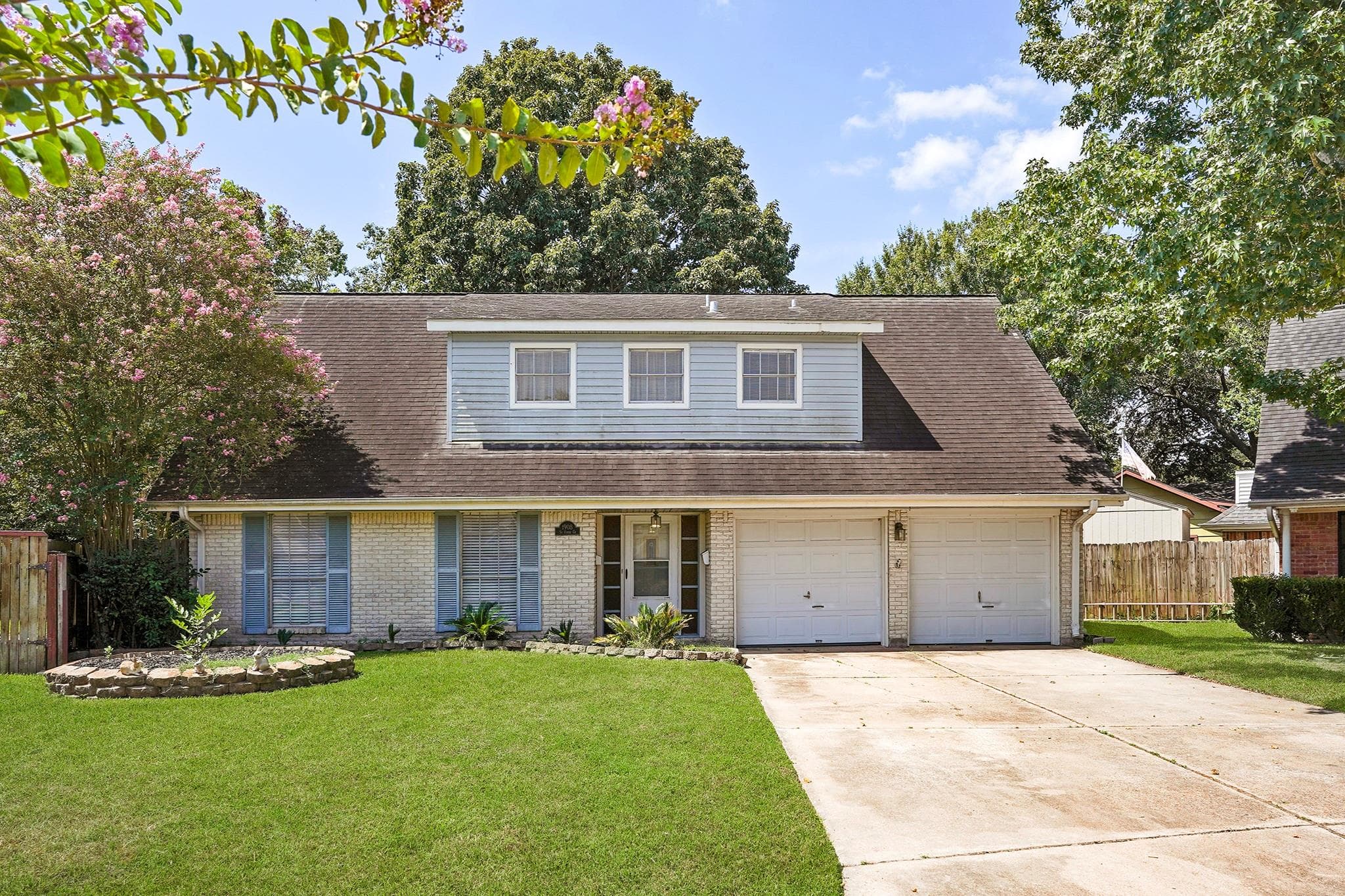 1908 S Fisher Ct
