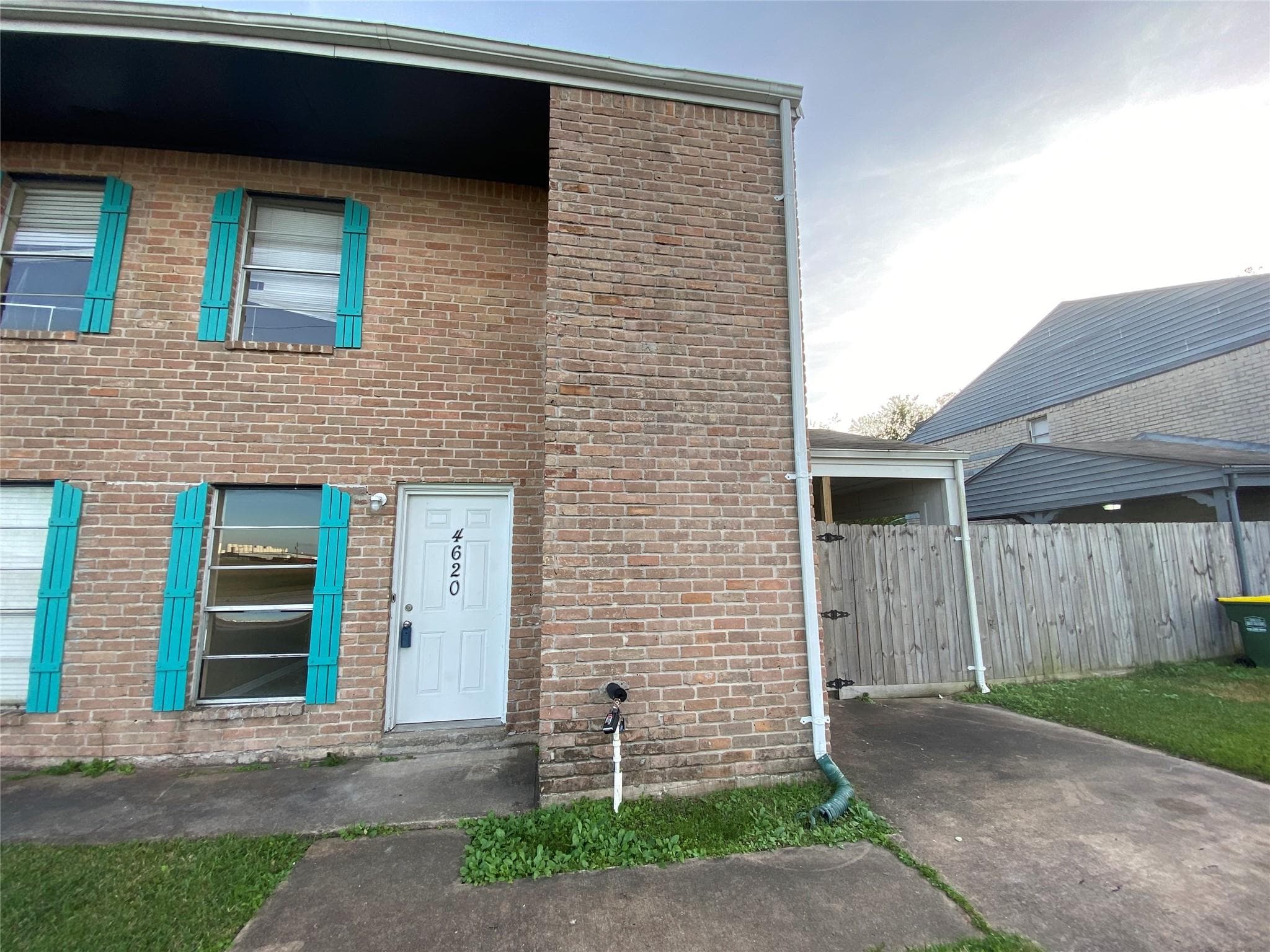 Main property image