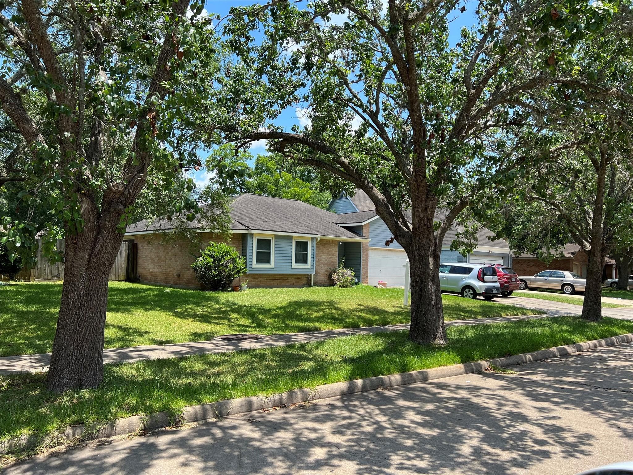 3127 Mosby Dr