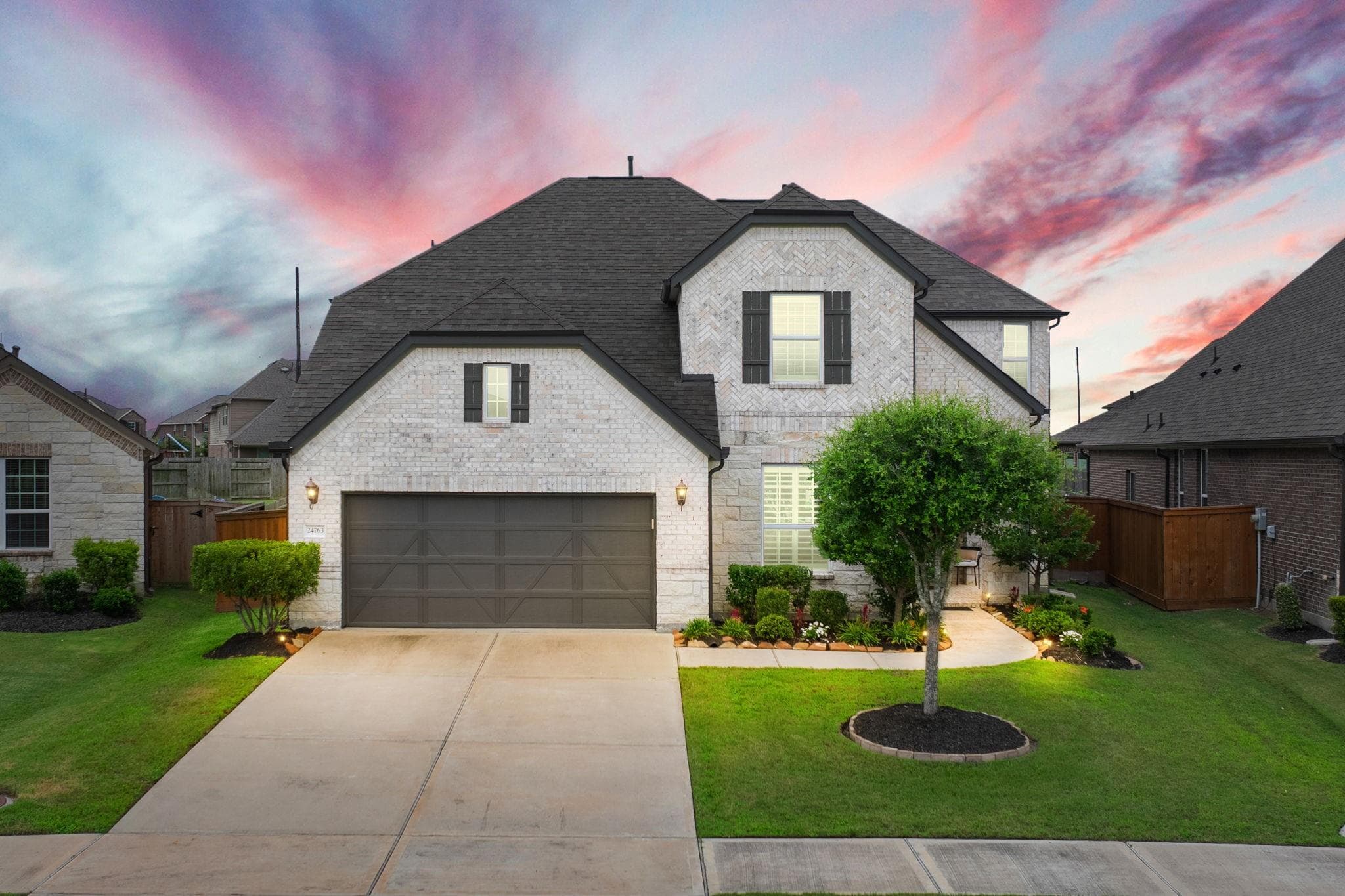 24763 Tanoureen Dr