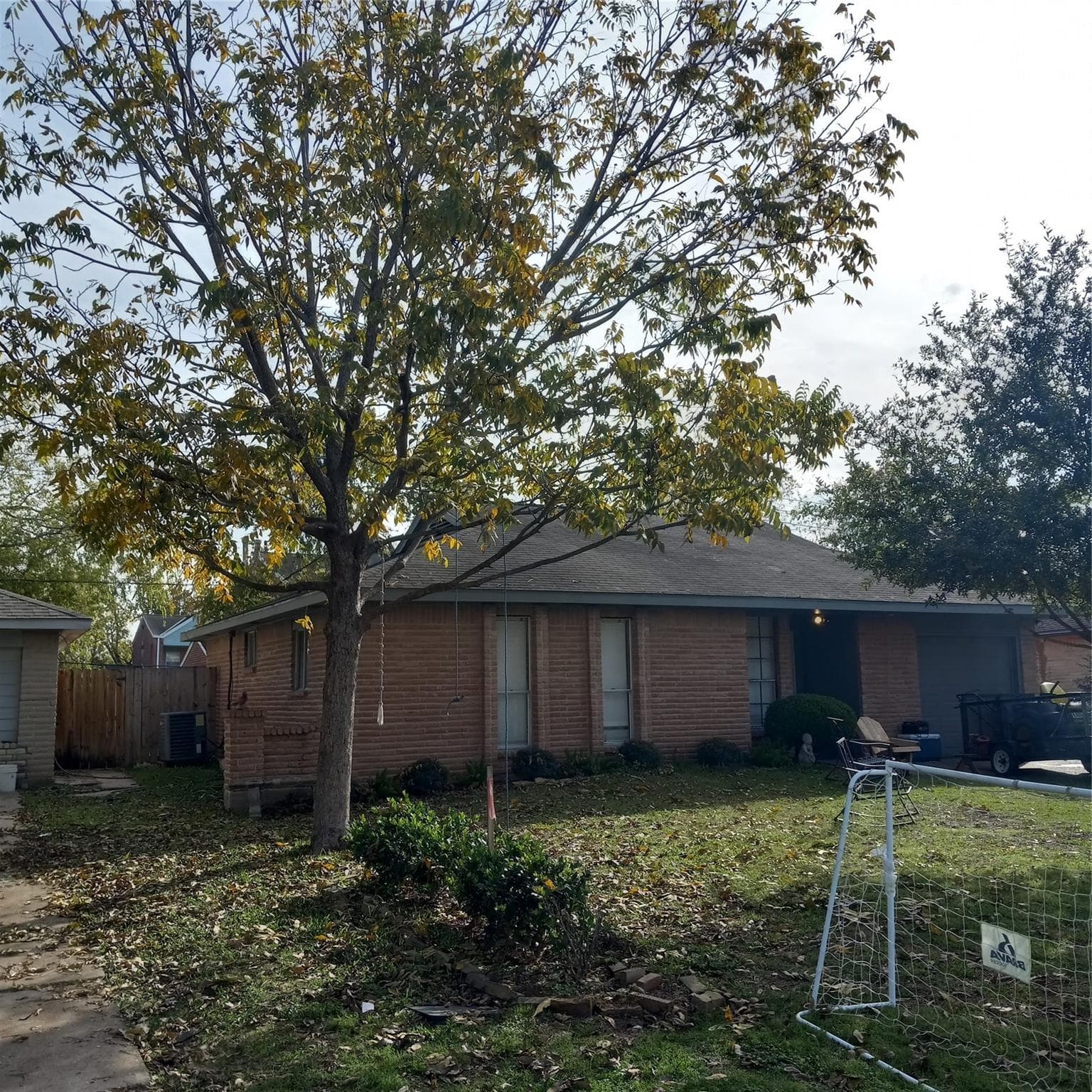 10710 Concho St