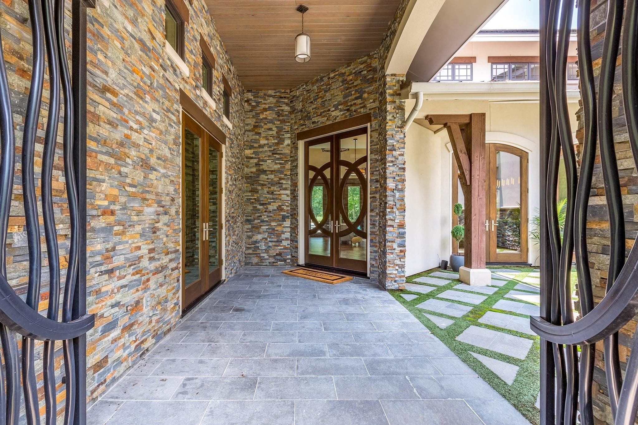 Gallery image 5