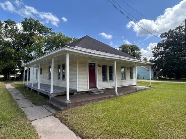 590 W Cora Lee St
