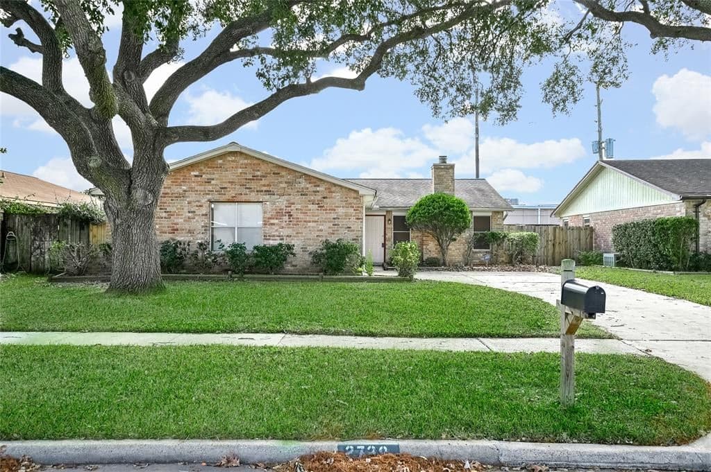 2738 Quarry Hill Rd