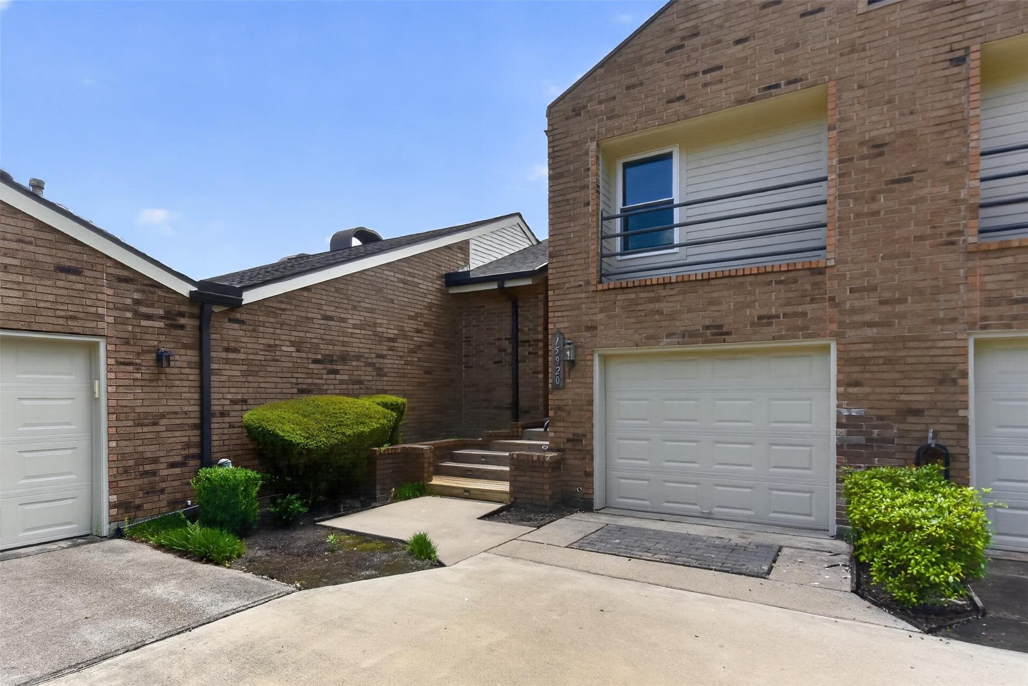 15920 Seahorse Dr