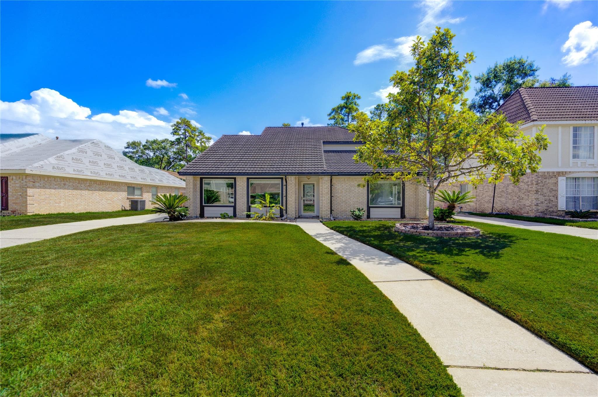 3639 Fir Forest Dr