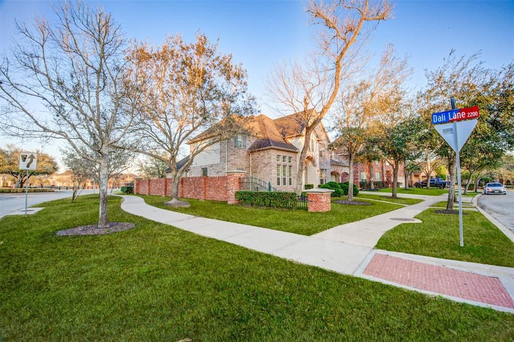 Gallery image 4