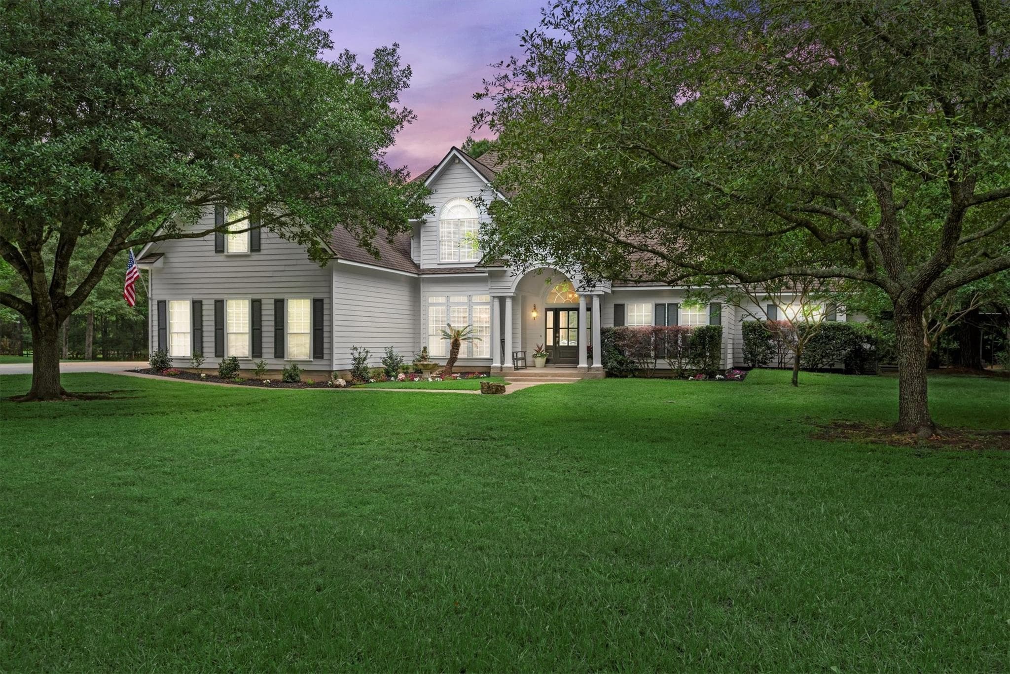 32403 Edgewater Dr