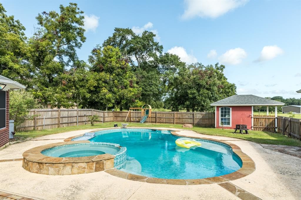 4930 County Road 517