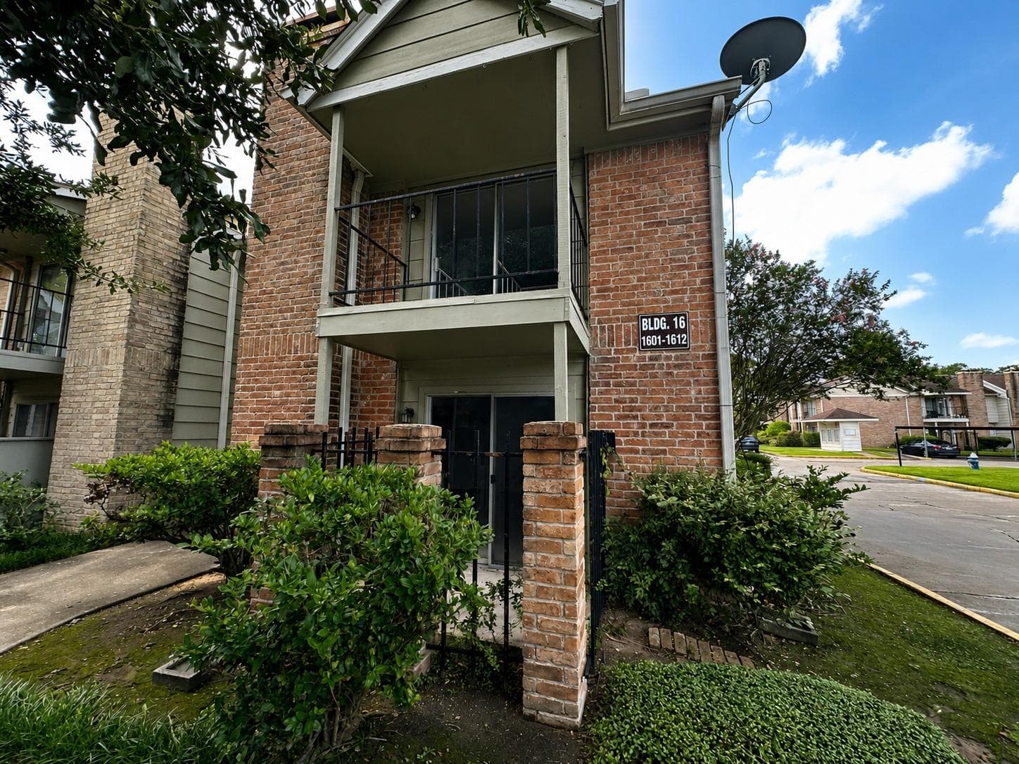 2800 Jeanetta St Apt 1601