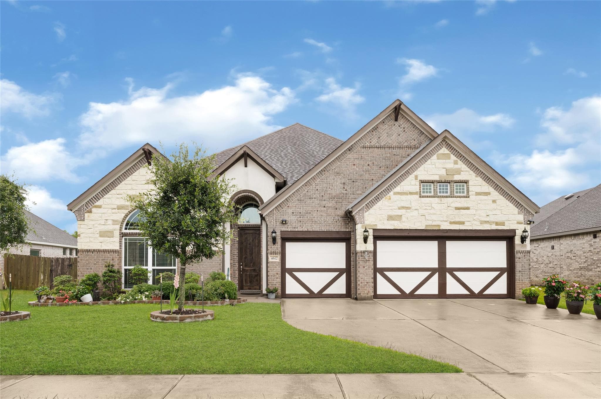 Main property image