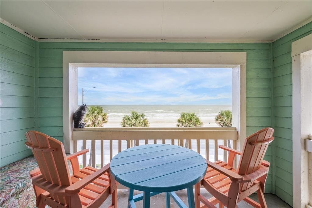 7000 Seawall Blvd Apt 636