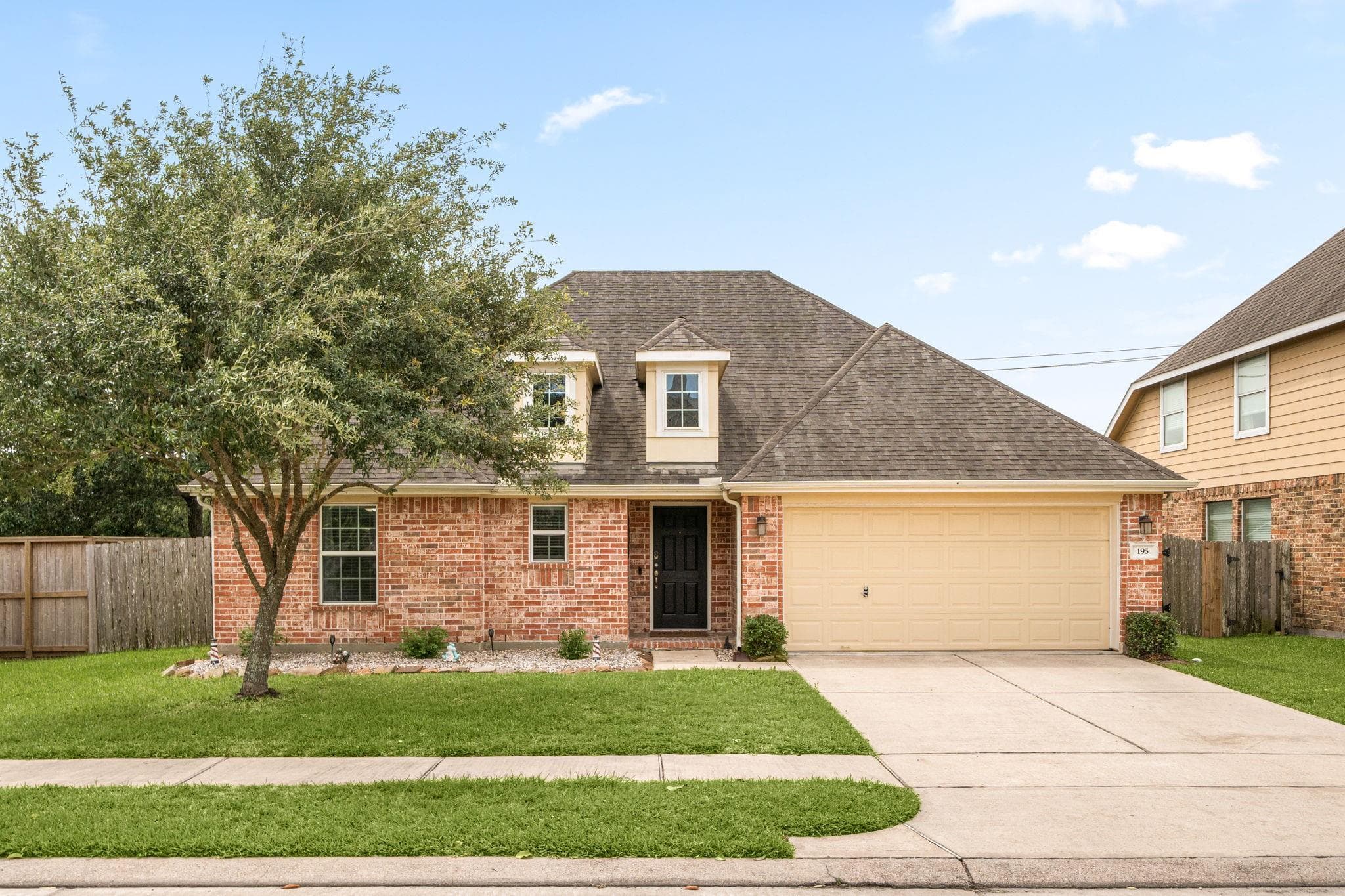 195 Midtown Park Dr