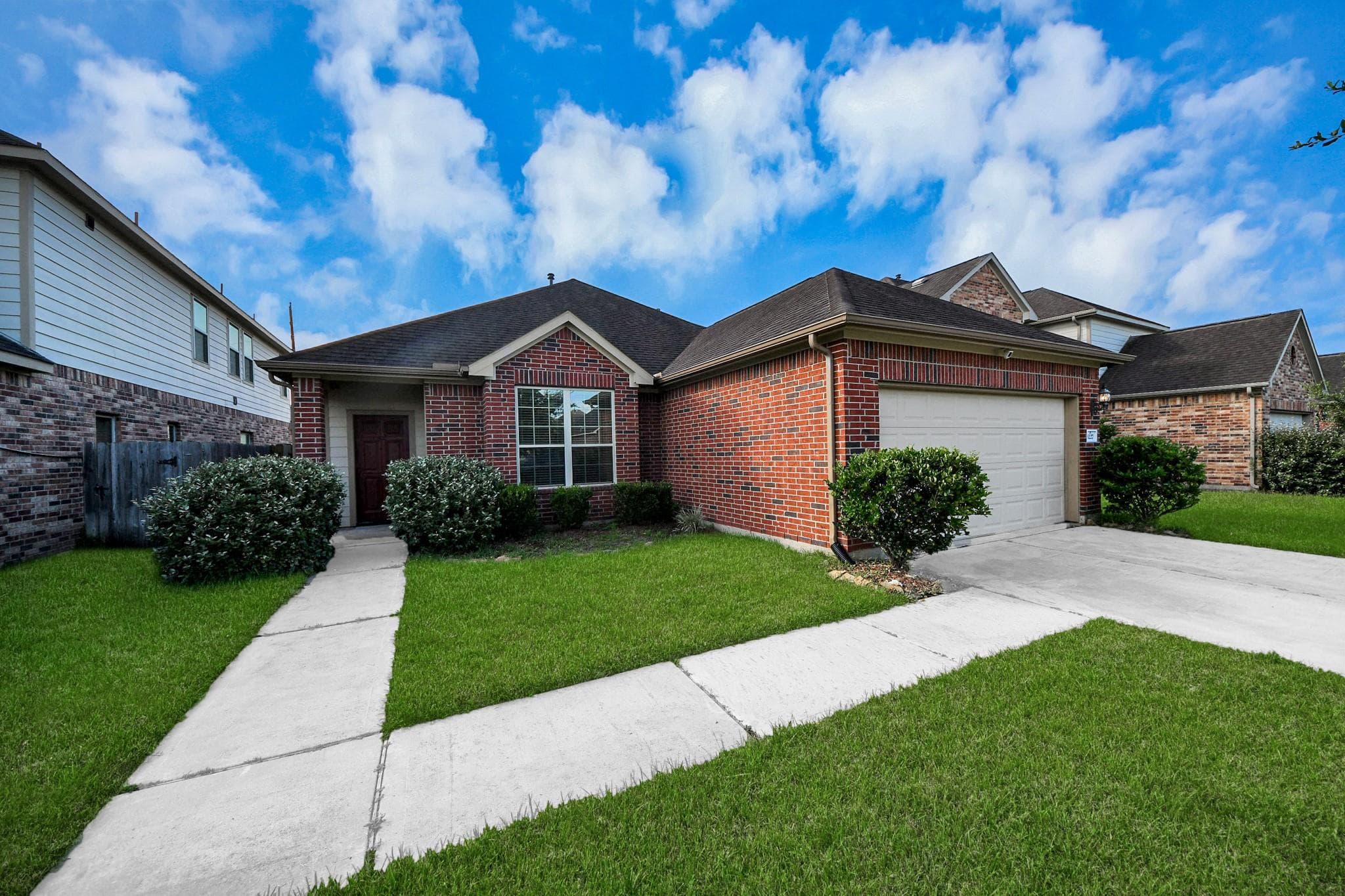 3227 Selene Dr