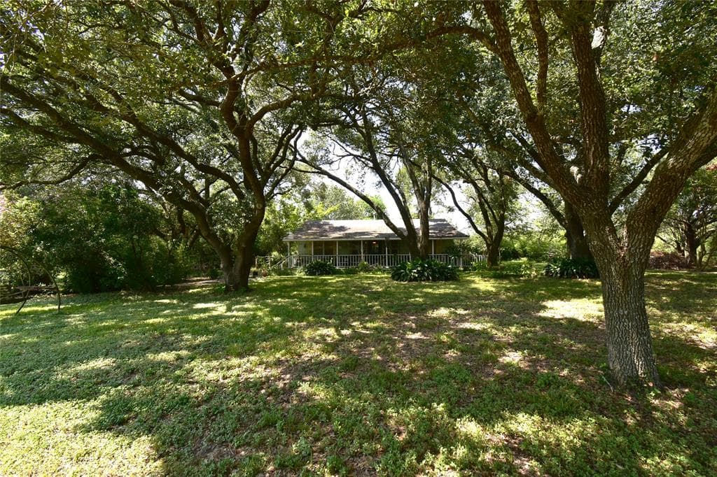 39028 Whites Chapel Rd