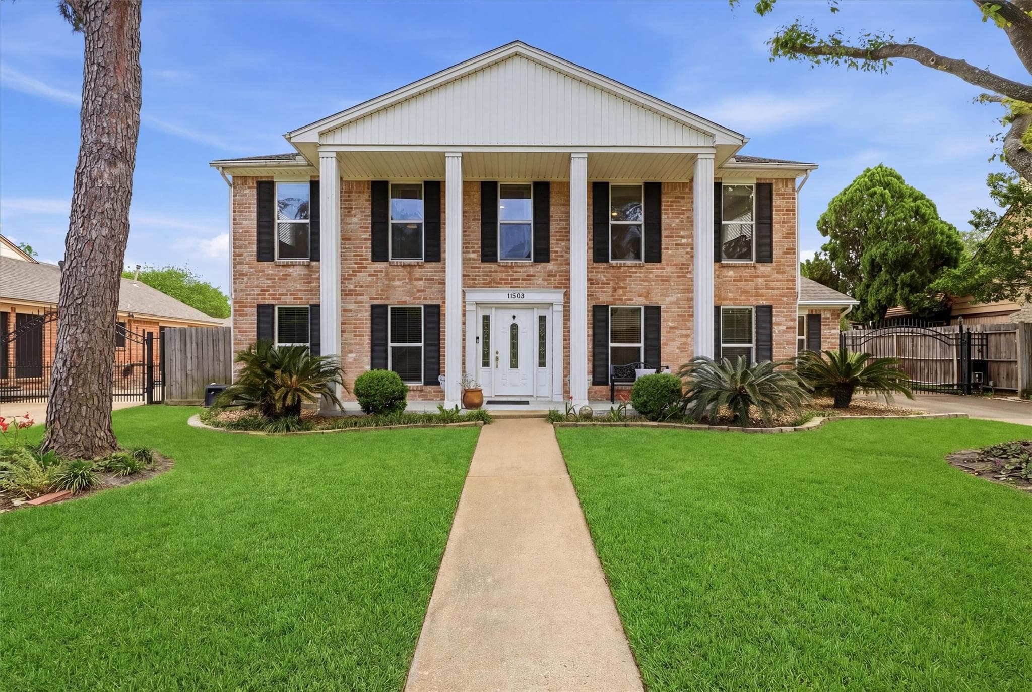 11503 Briar Rose Dr