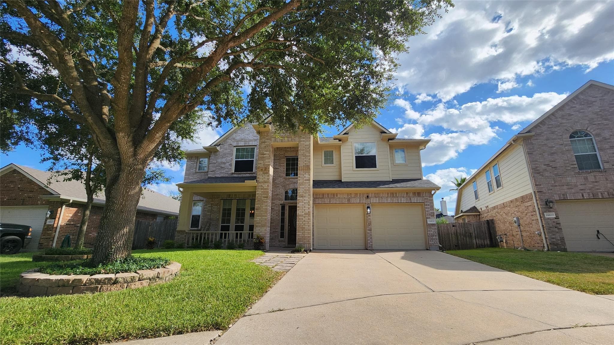 24831 Red Bluff Trl