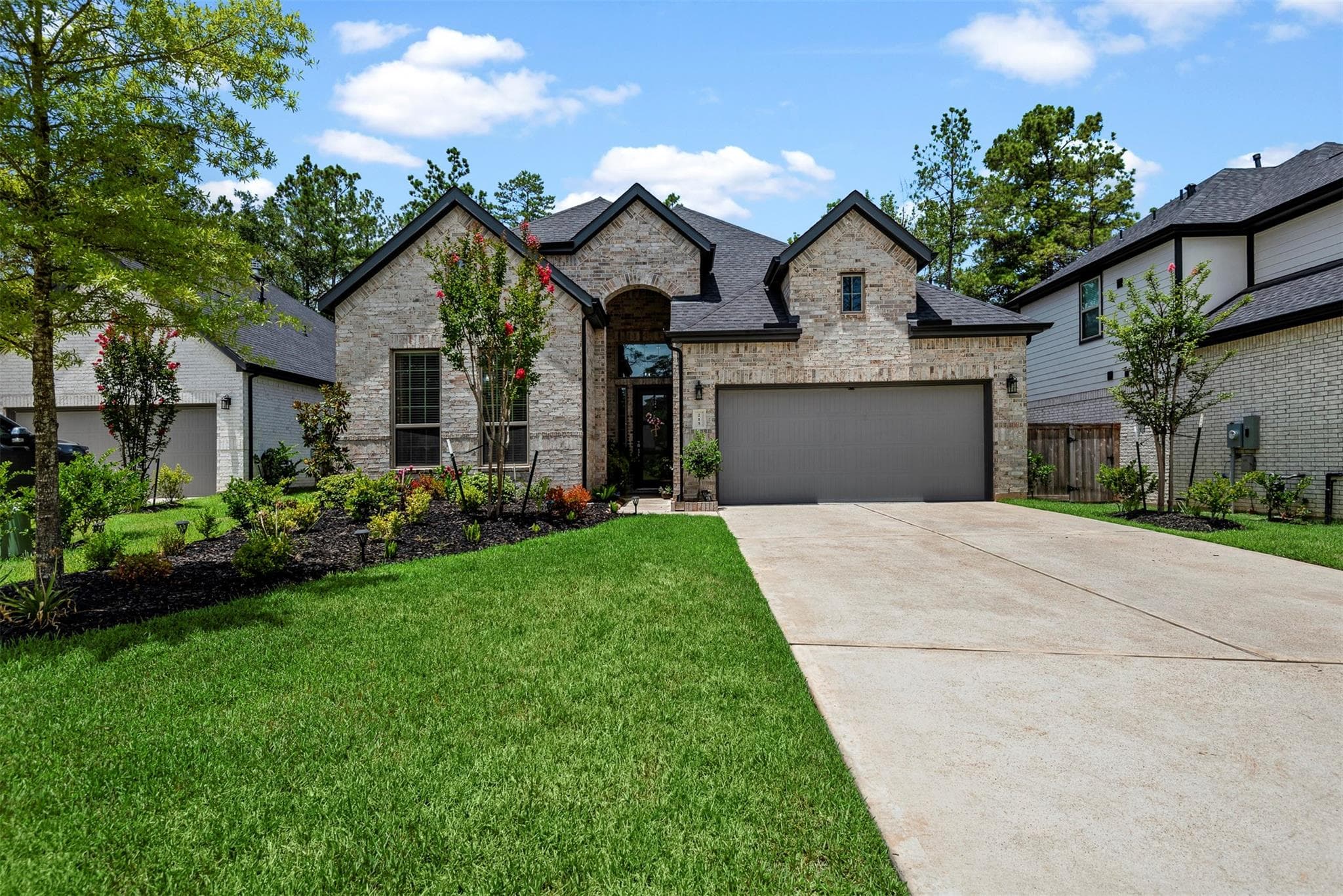 215 Rose Gum Ct