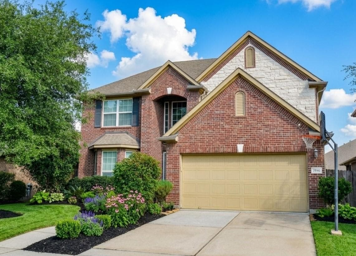 7046 Sliding Rock Cir