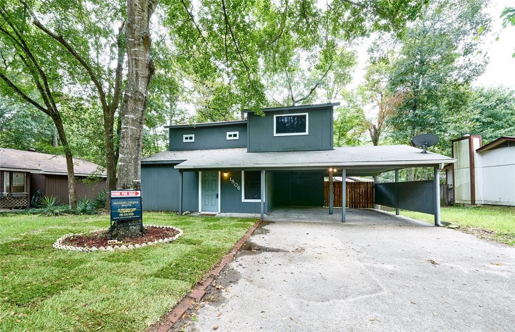 1806 N Red Cedar Cir