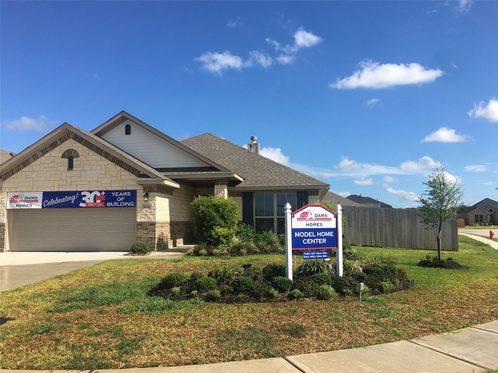 4221 Harper Rd